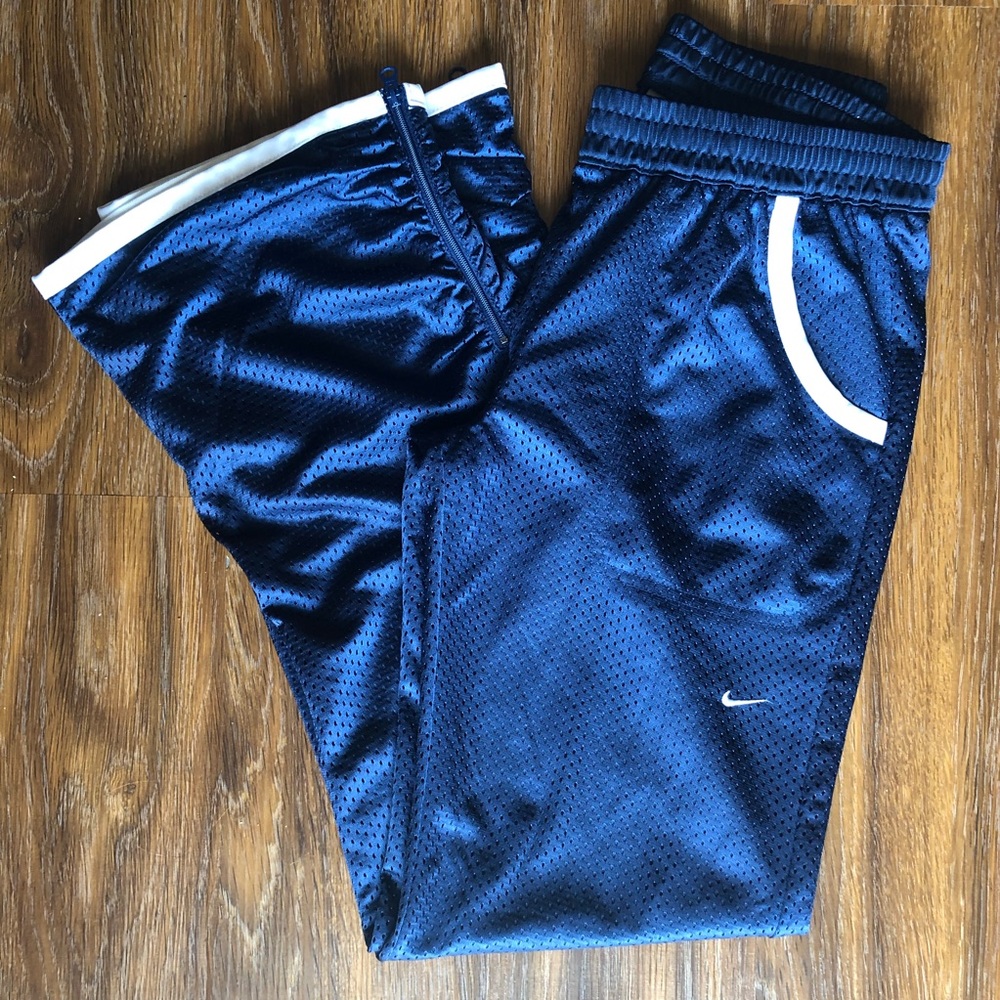 Nike Mesh Joggers Girls Youth XL or Women’s Small
